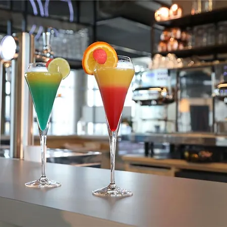 Ibis Jallieu Medipole Hotel *