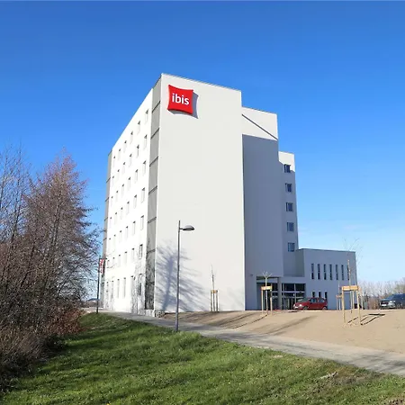 Ibis Jallieu Medipole Hotel *