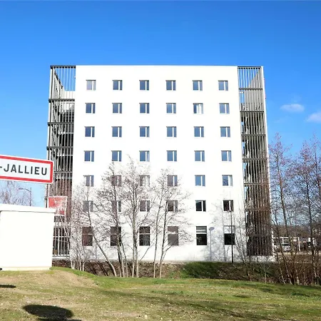 Ibis Jallieu Medipole Hotel *